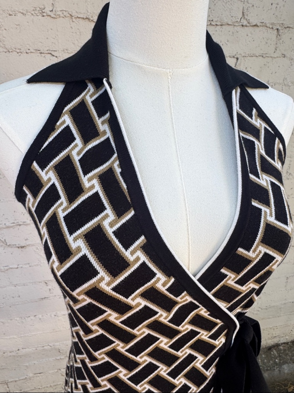 Diane Von Furstenberg x Target Geometric Knit Halter Wrap Midi Dress Size XXS - Picture 10 of 13